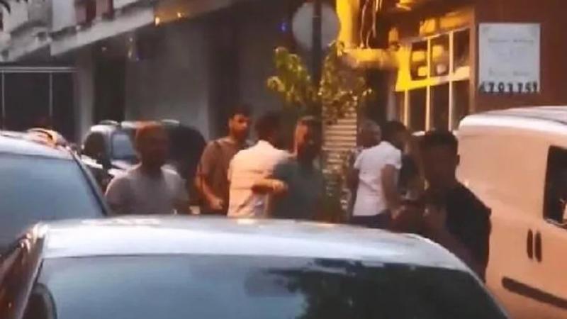 Zeytinburnu’nda yan baktın kavgası!
