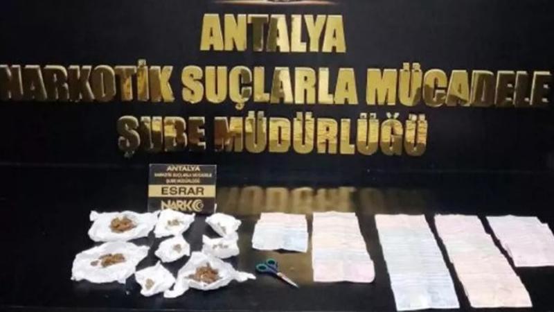 Antalya'da uyuşturucu operasyonu: 53 gözaltı