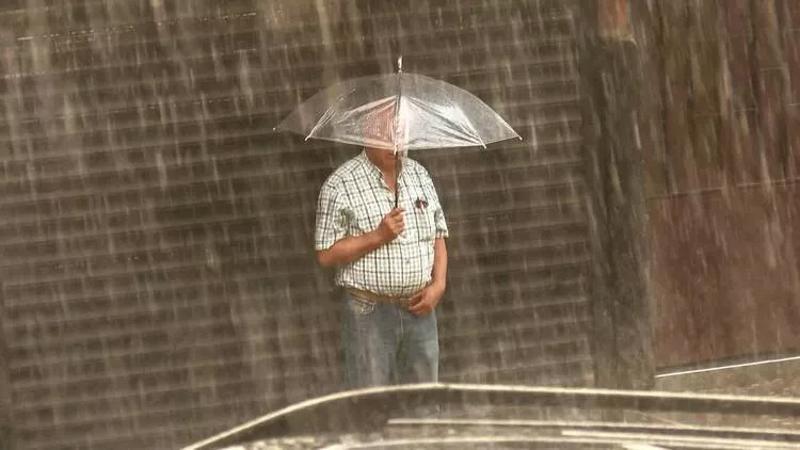 İstanbul'da yağmur başladı