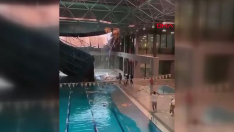 Beykoz'da spor salonunun çatısı çöktü