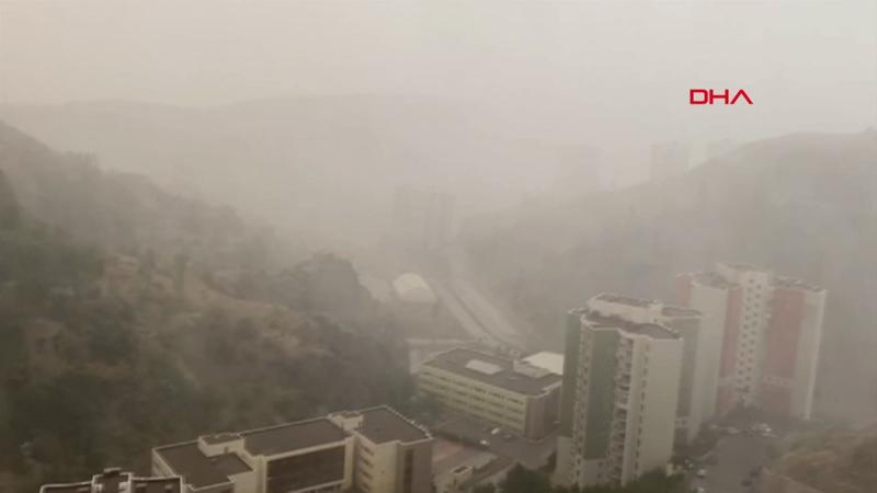 Ankara'da sağanak ve fırtına etkili oldu