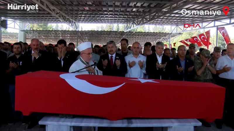 Şehit Sözleşmeli Er Atakan Çakır, son yolculuğuna uğurlandı