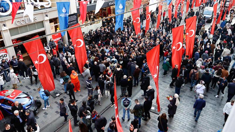 Taksim'de teröre karşı birlik yürüyüşü yapıldı - Son Dakika Haberleri
