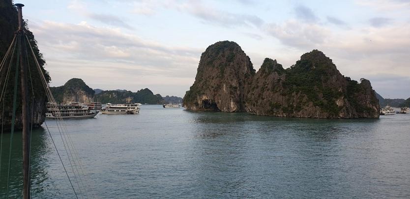 Vietnam’ın yeşil cenneti: Halong Bay