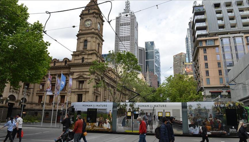 Koronavirüs sonrası Melbournede ilk Cuma namazı