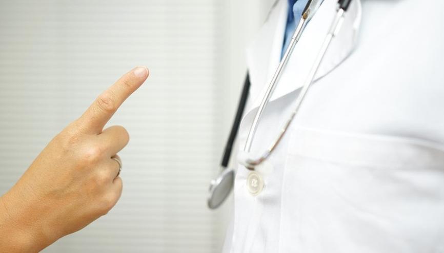 Doktorlar hakkındaki şikâyetler Yok artık dedirtiyor Neden bana kurşun kalem verdiniz Doktorlar hakkındaki şikâyetler Yok artık dedirtiyor Neden bana kurşun kalem verdiniz
