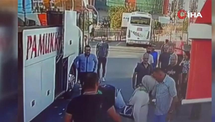 Ümraniye’de taksi durağını birbirine kattı: Çay döktü, kafa attı Ümraniye’de taksi durağını birbirine kattı: Çay döktü, kafa attı