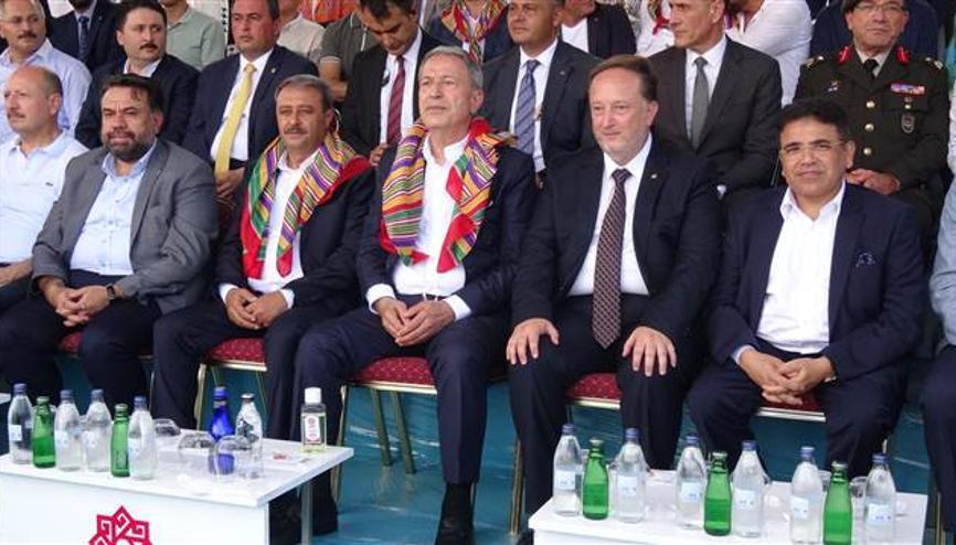 Bakan Akar: Mehmetçik operasyonlarda Türkün gücünü gösteriyor Bakan Akar: Mehmetçik operasyonlarda Türkün gücünü gösteriyor
